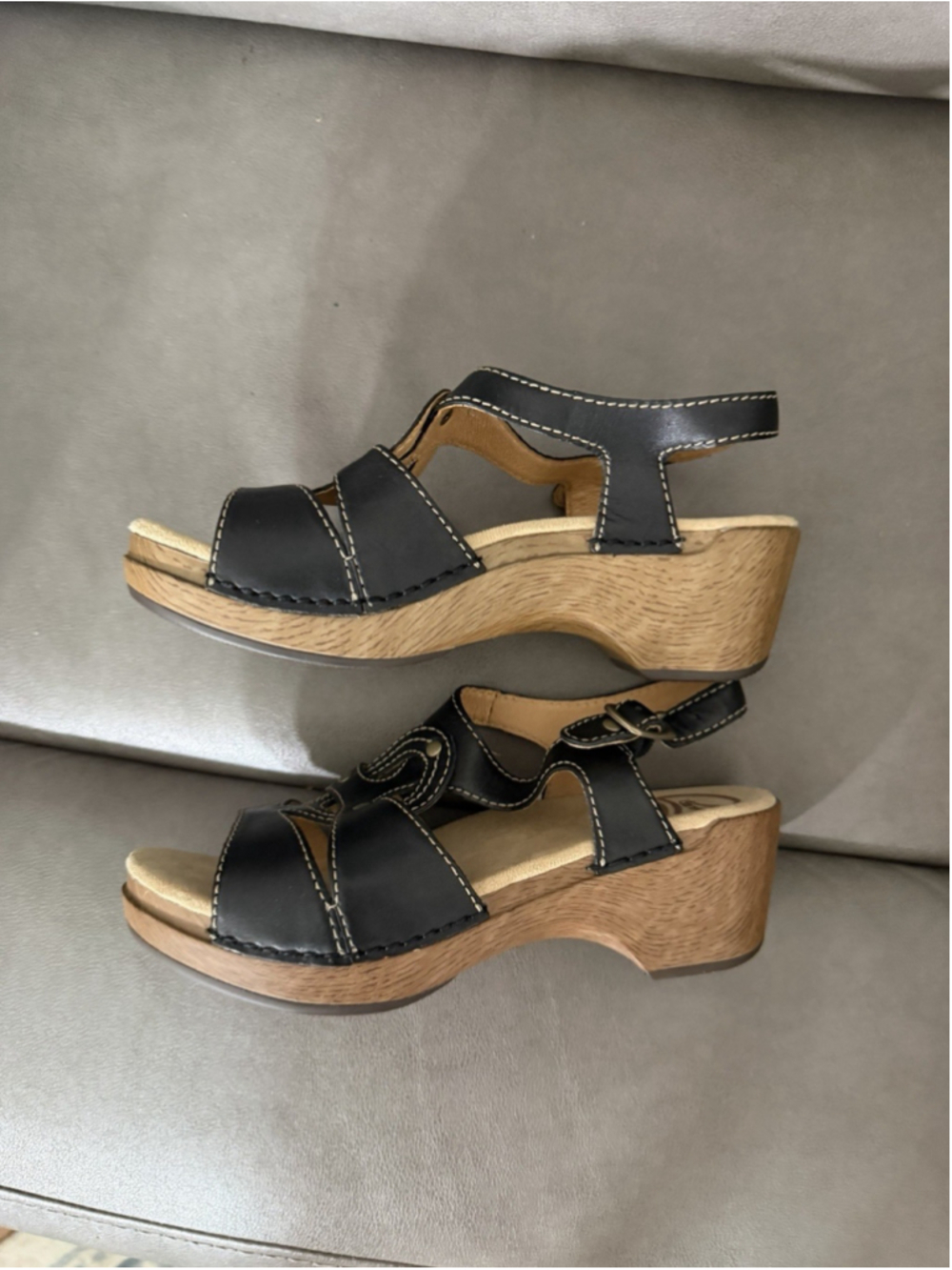 WOMEN’S DANSKO CLOG SANDALS SHOES SIZE 38 EU BLACK BEIGE STRAP ON WEDGES - Picture 6 of 7